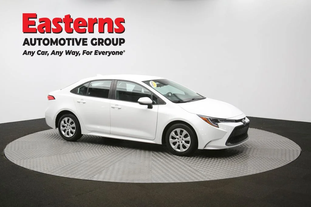 Used 2021 White Toyota LE image 43
