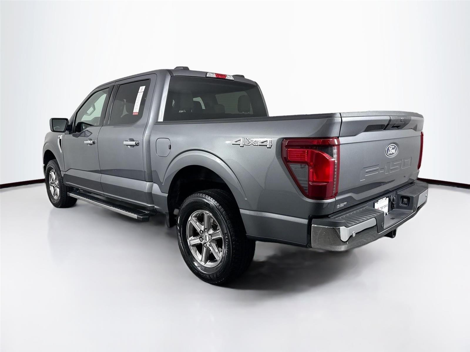 Used 2025 Carbonized Gray Ford XLT image 11