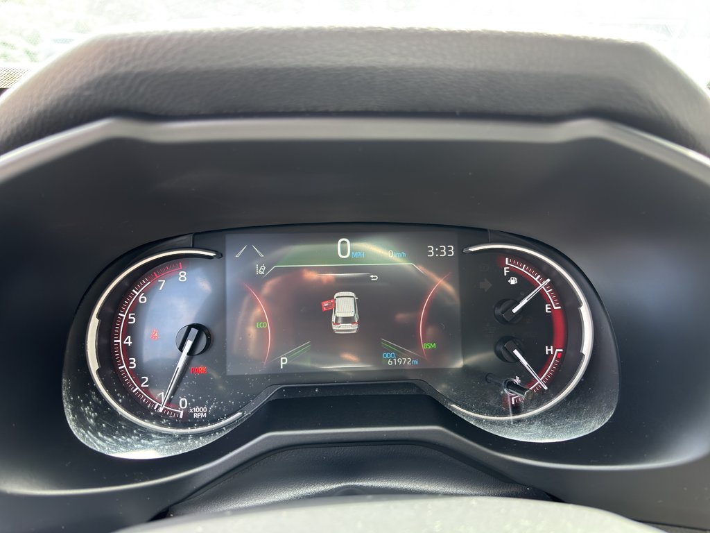 Used 2024 Ice Cap Toyota LE image 4