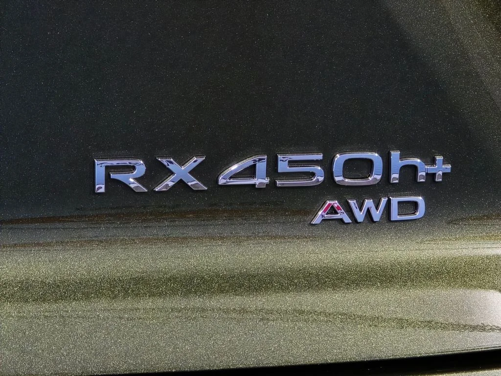 New 2026  Lexus 450h+ Premium image 11