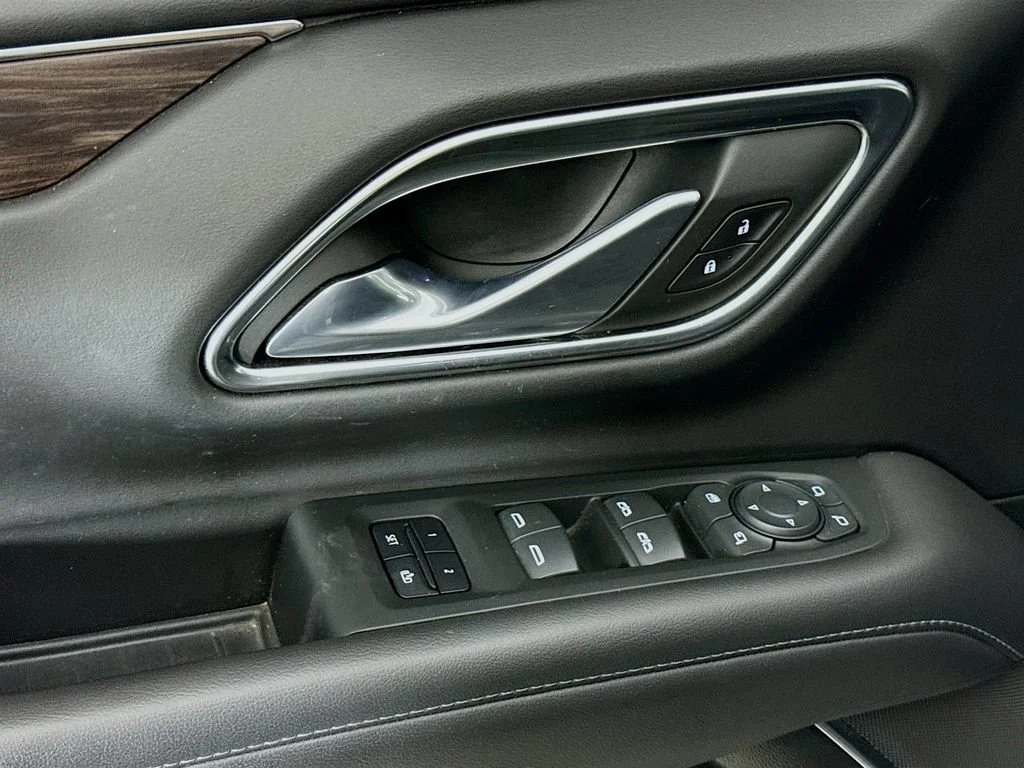 Used 2022 Black Chevrolet LT image 19