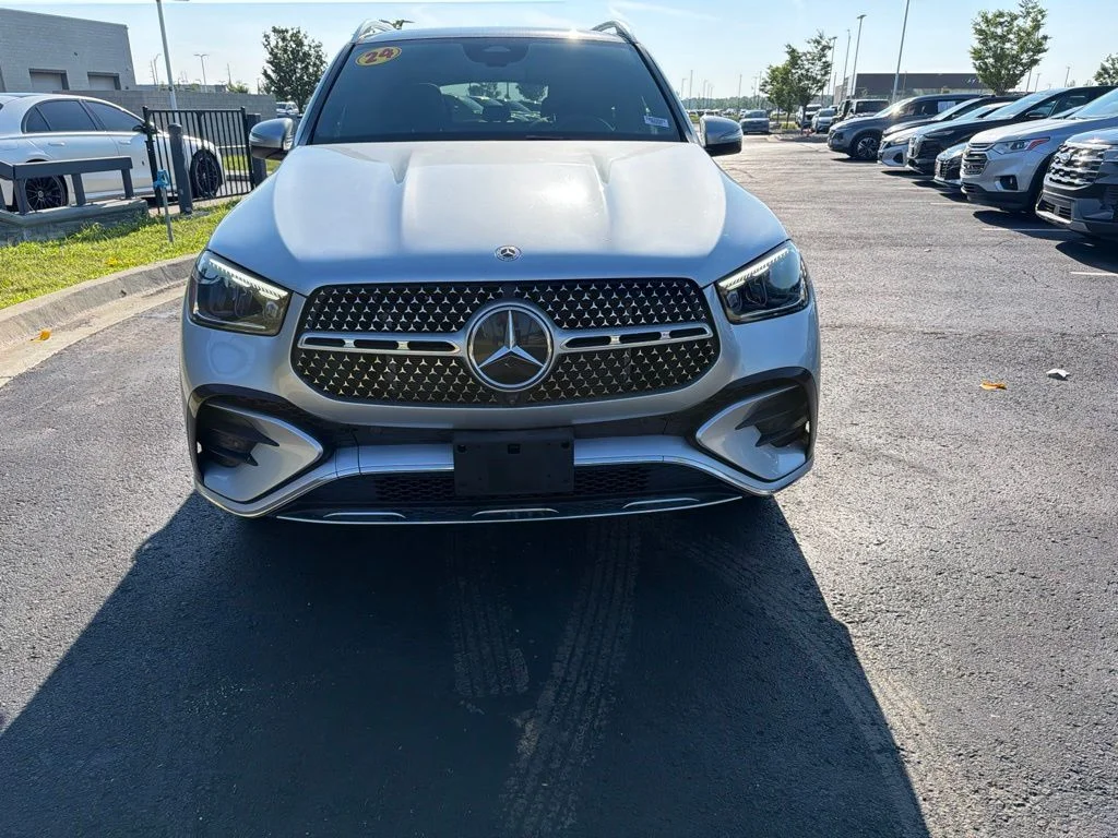 Used 2024 Silver Mercedes-Benz GLE 450 image 2