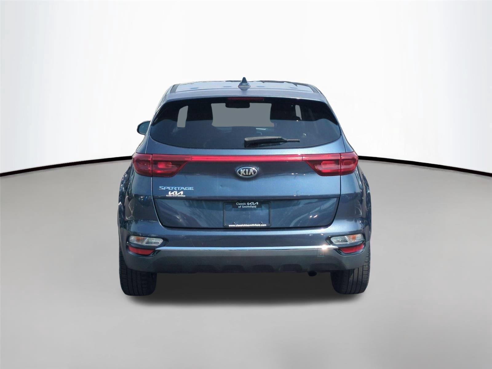 Used 2020 Pacific Blue Kia LX image 4