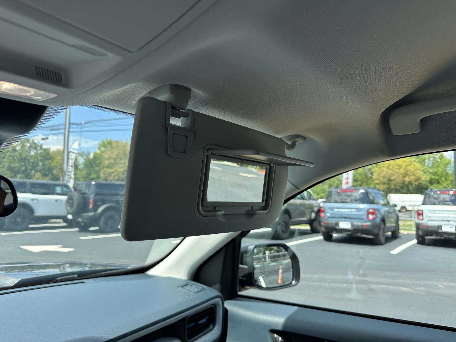 New 2026 Carbonized Gray Metallic Ford XLT image 16