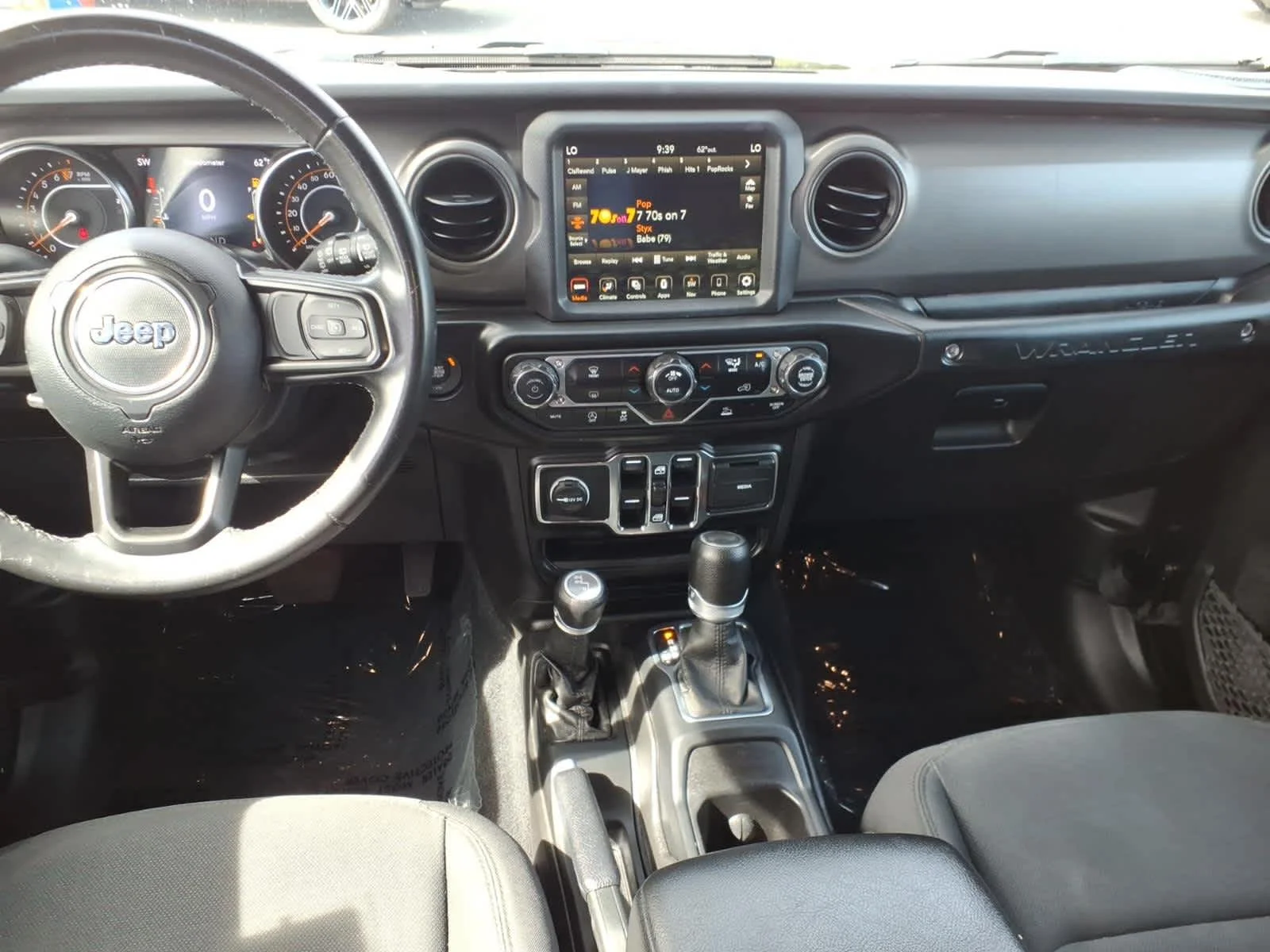 Used 2022 Black Clearcoat Jeep Unlimited Sport S image 16