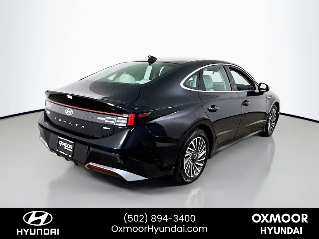 Used 2025 Abyss Black Hyundai SEL image 7