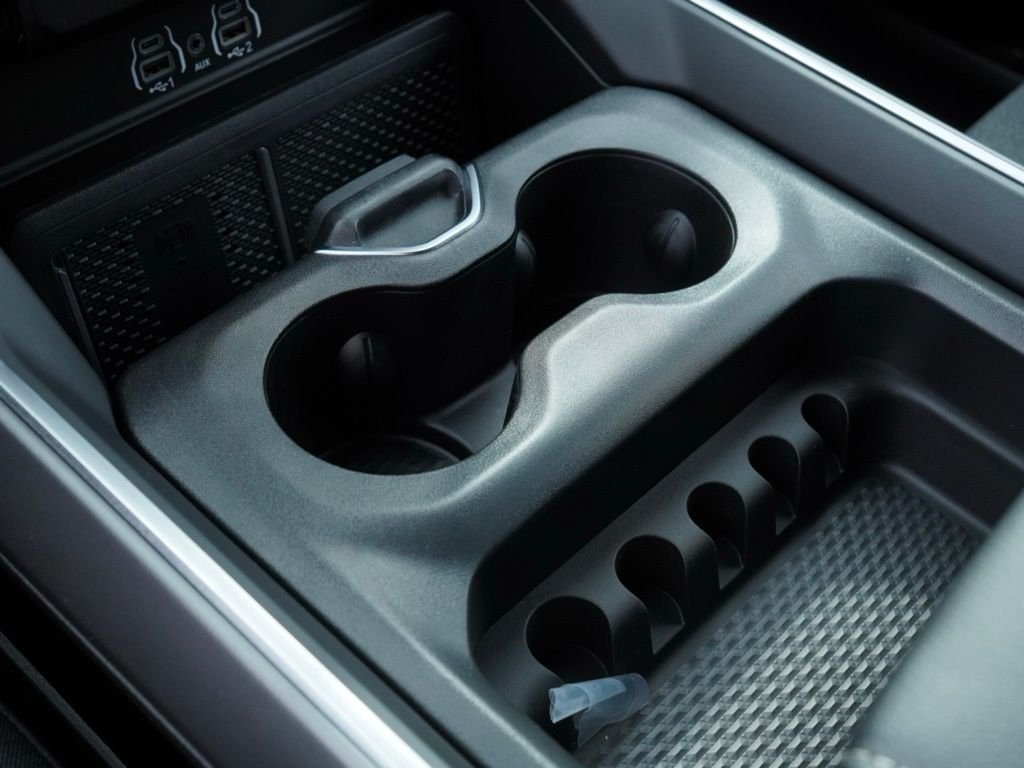 New 2026 Granite Crystal Metallic Clear-Coat Exterior Paint RAM Big Horn Level 2  Night Edition image 18