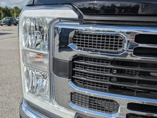 New 2026 Agate Black Metallic Ford F-250® XLT image 10