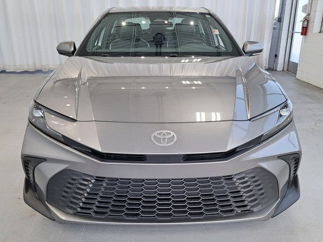Used 2025 Gray Toyota SE image 3
