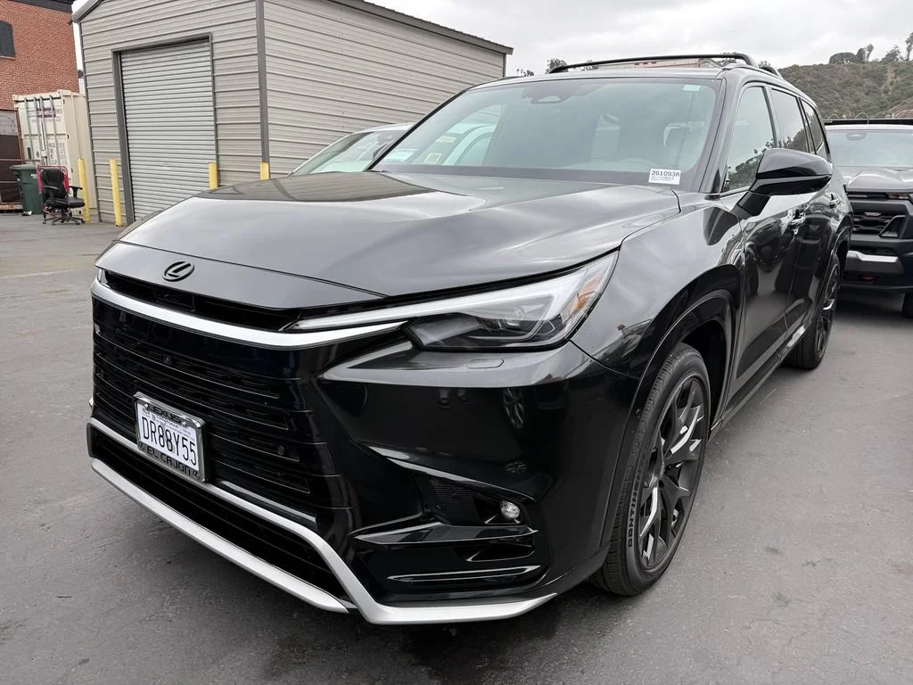 Used 2026  Lexus TX 500h F SPORT Performance Premium image 22