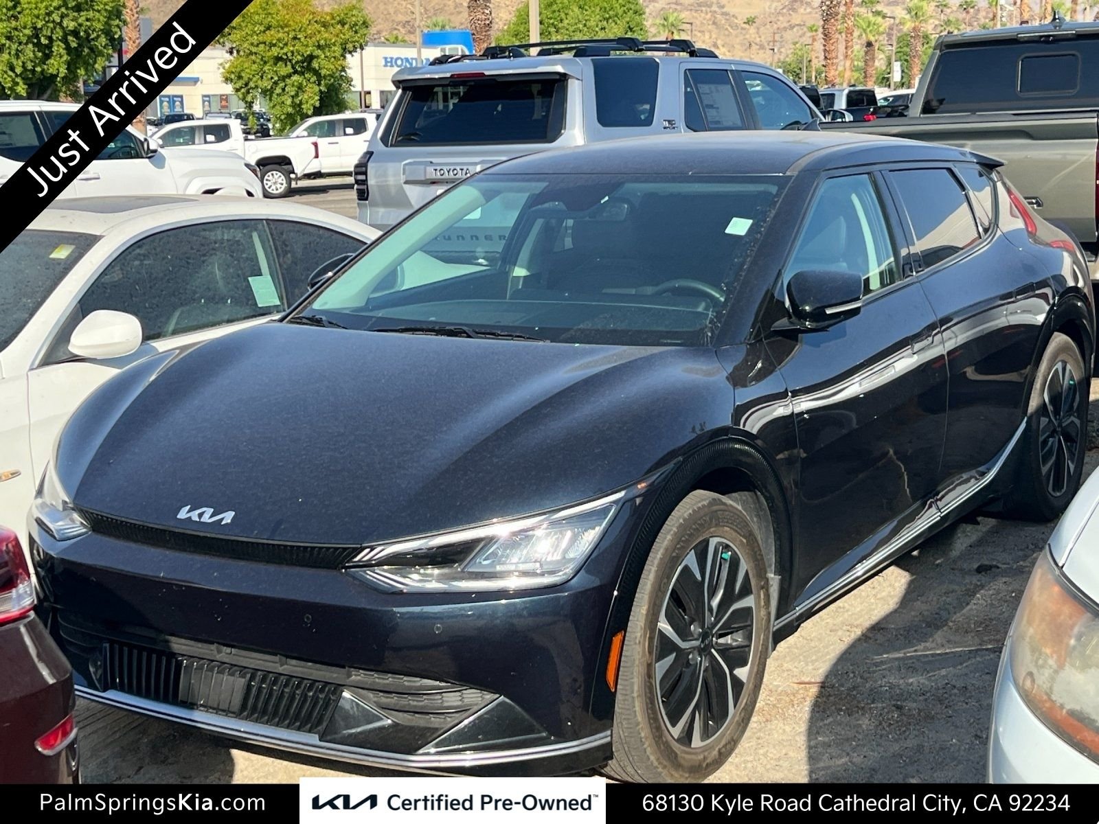 Certified Used 2024 Blue Kia Wind image 1