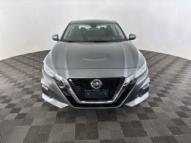 Used 2021 Gray Nissan 2.5 SV image 2