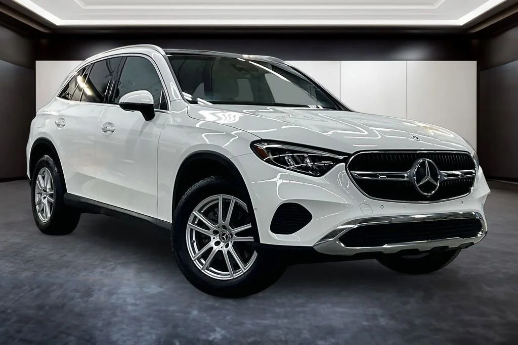 2023 Mercedes-Benz GLC GLC 300 4MATIC's photo