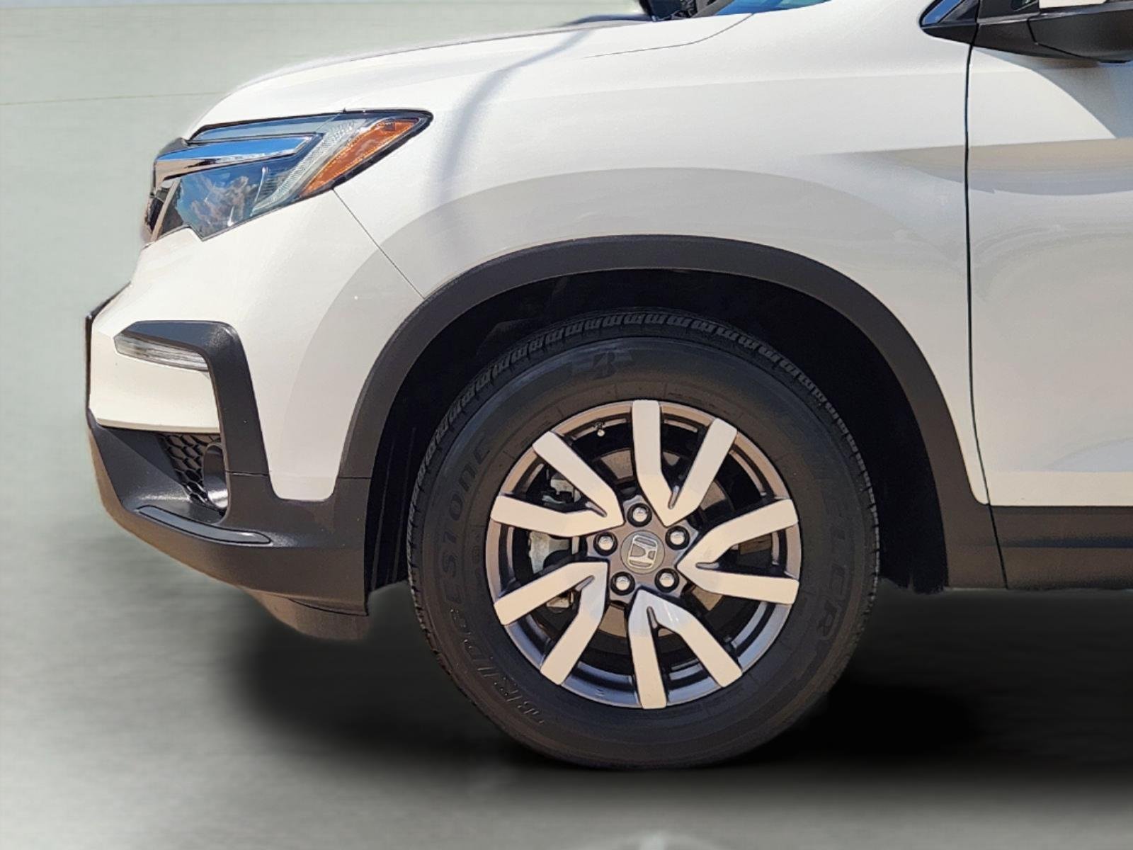 2020 Honda Pilot photo 8 of 33