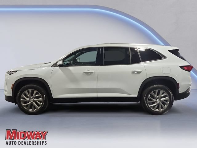 New 2026 Iridescent White Tricoat Buick Preferred image 2