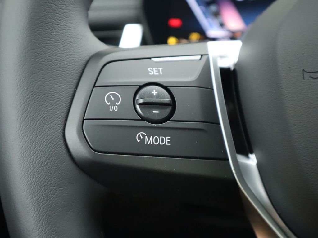 2025 BMW X1 28i - Photo 12