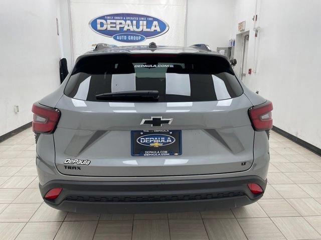 New 2026 Sterling Gray Metallic Chevrolet LT image 18