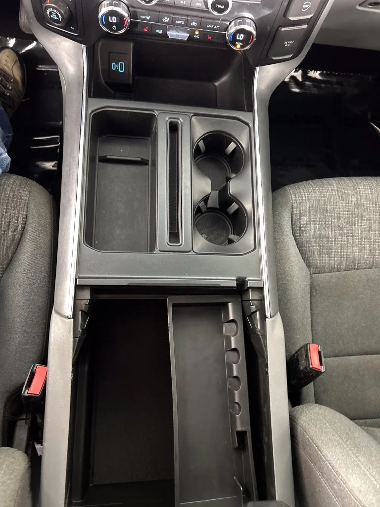 Used 2021 Gray Ford XLT image 17