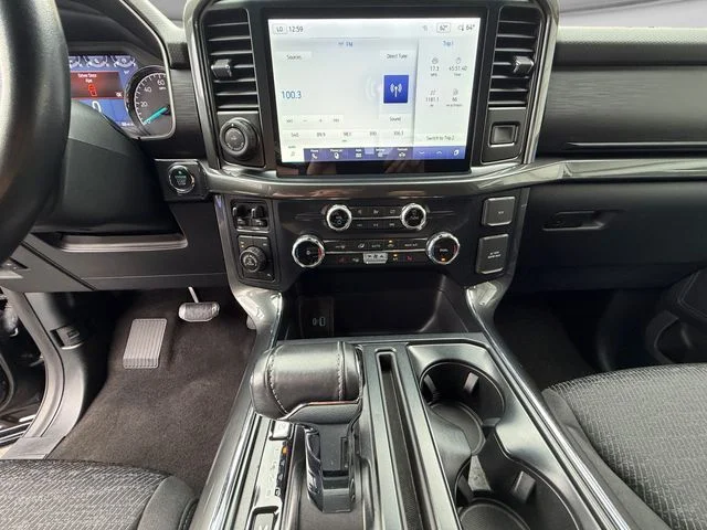 Used 2022 Black Ford XLT image 12