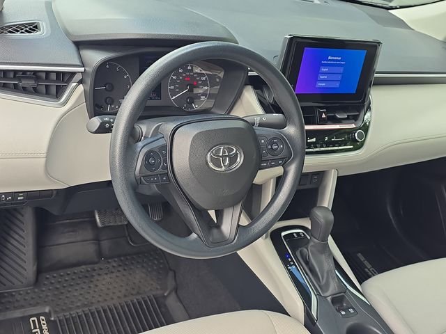 Used 2023  Toyota L image 15