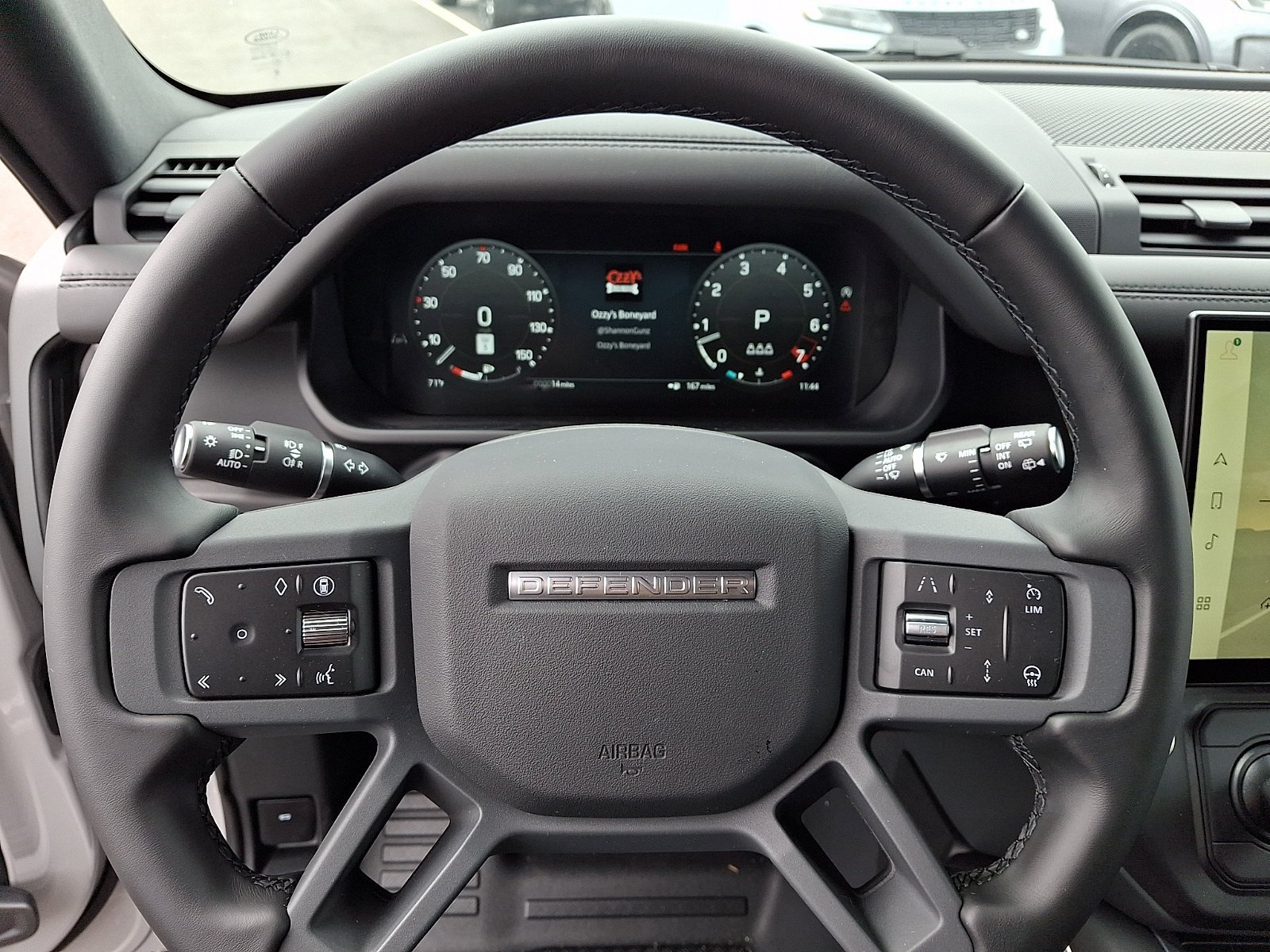 New 2026 Borasco Grey LAND ROVER X-Dynamic SE image 13