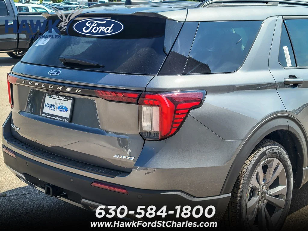 New 2026 Carbonized Gray Metallic Ford Active image 5