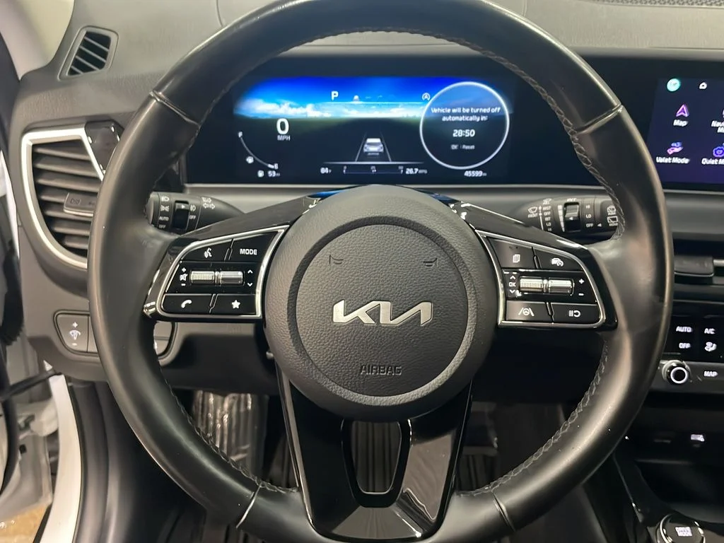 Certified Used 2024 White Kia S image 38