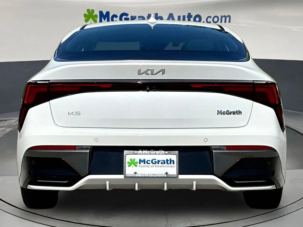 Used 2025 White Kia LXS image 6