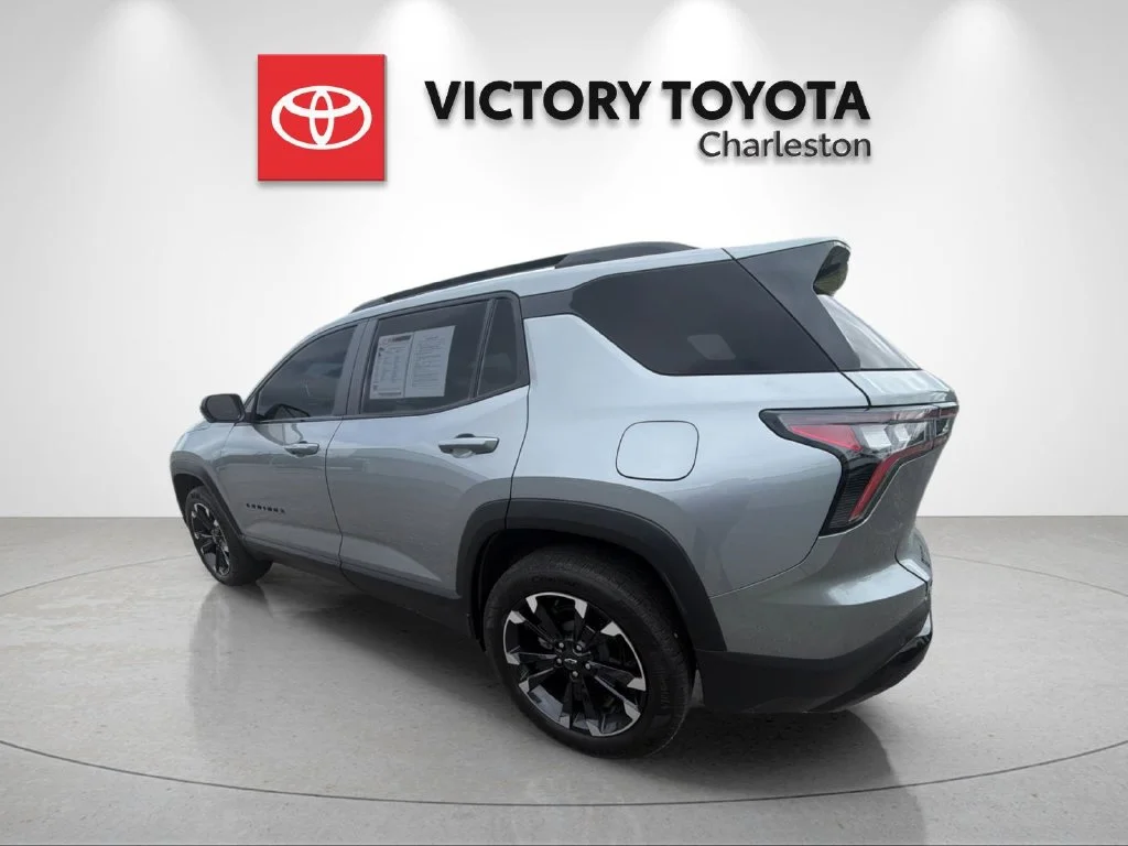 Used 2025 Gray Chevrolet RS image 3