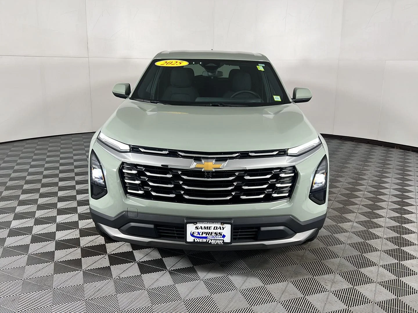 Used 2025 Cacti Green Chevrolet LT image 6