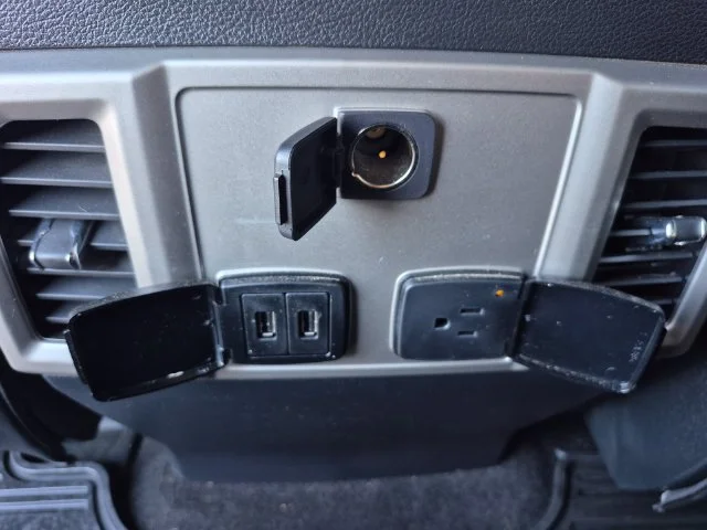Used 2020 Black Ford Lariat image 13