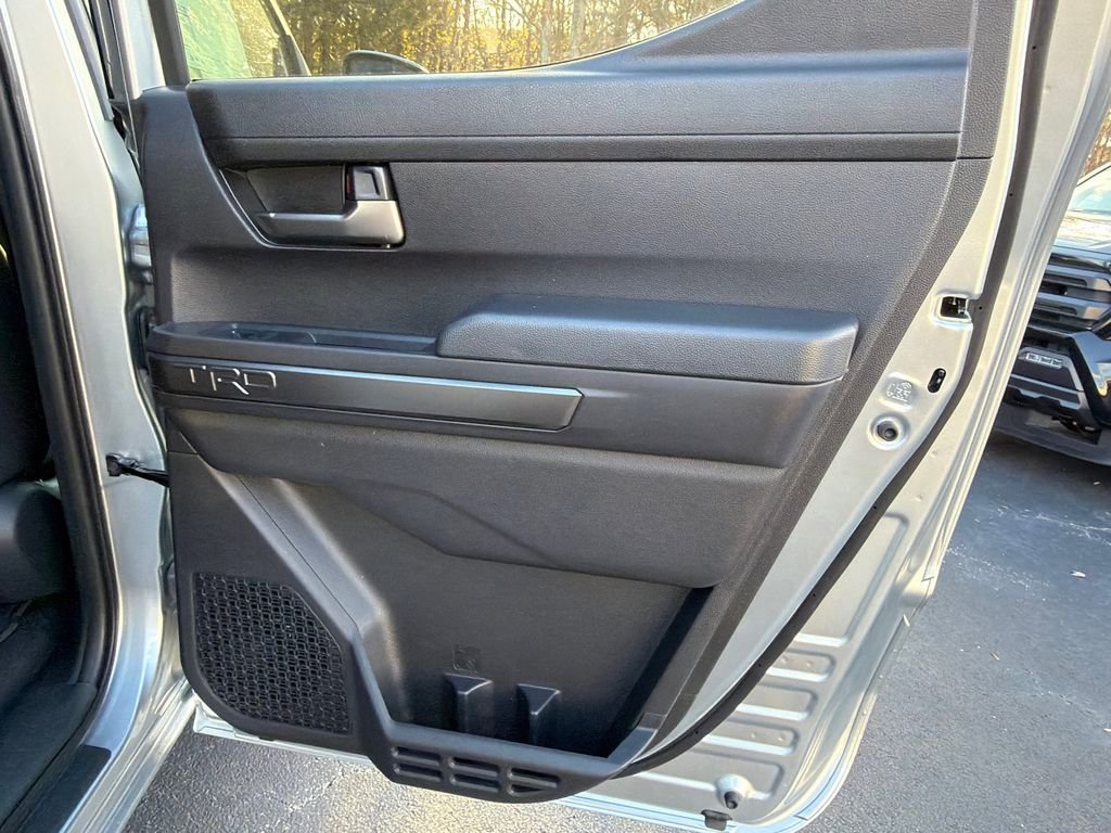 2025 Toyota Tacoma TRD Off Road - Photo 16