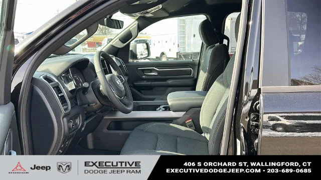 New 2026 Diamond Black Crystal Pearl-Coat Exterior Paint RAM Big Horn/Lone Star image 9