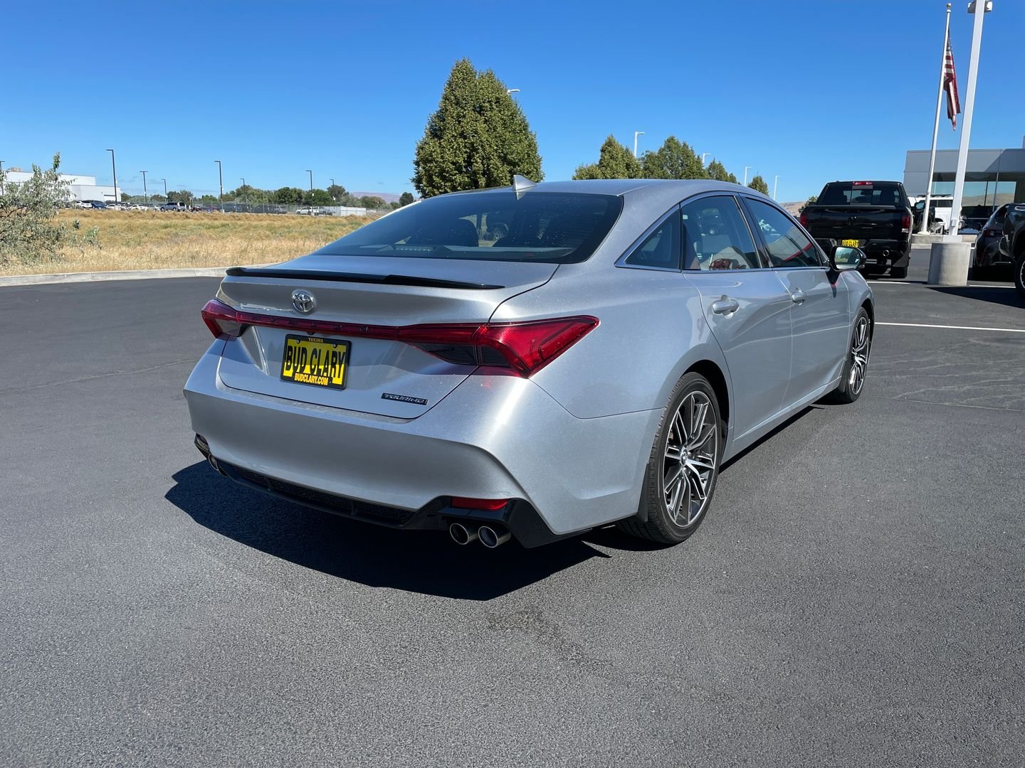 Used 2019 Silver Toyota Touring image 3
