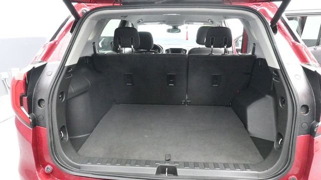 Used 2020 Red GMC SLE image 15