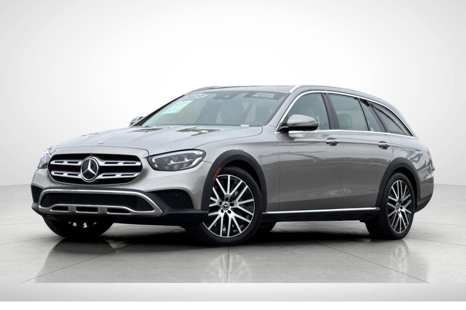 2023 Mercedes-Benz E-Class E450 4MATIC All-Terrain's photo