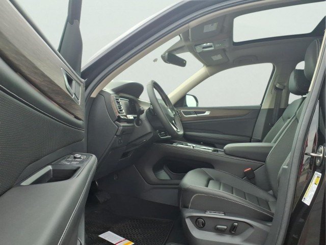 New 2026 Deep Black Pearl Volkswagen SEL 4Motion image 16