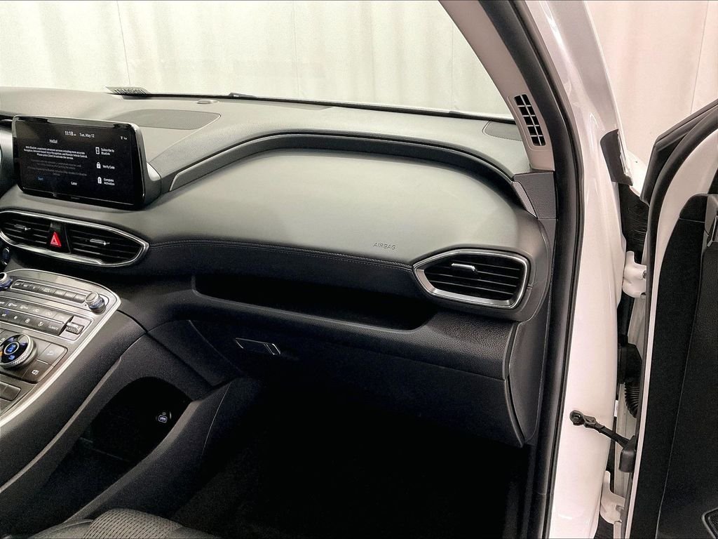 Used 2023 White Hyundai SEL image 13