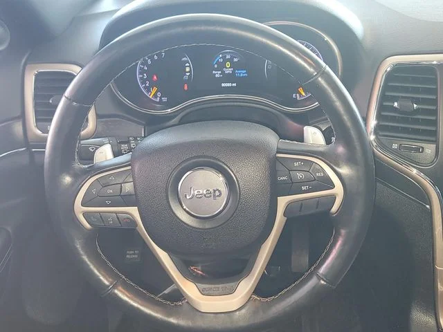 Used 2016 Silver Jeep Limited image 15
