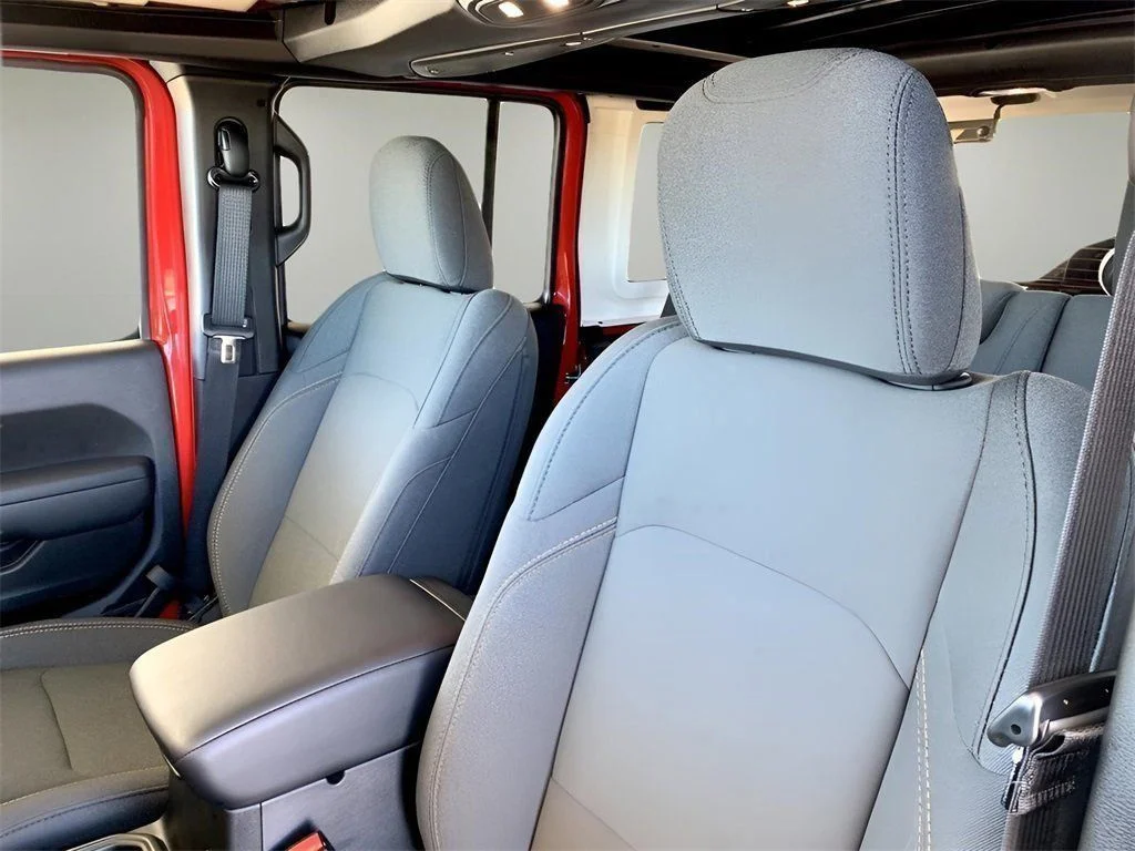 2026 Jeep Wrangler 4-Door Willys - Photo 16
