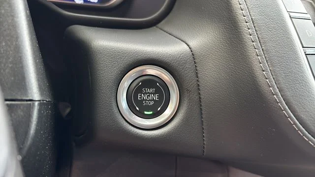 Used 2024 White Chevrolet Z71 image 29