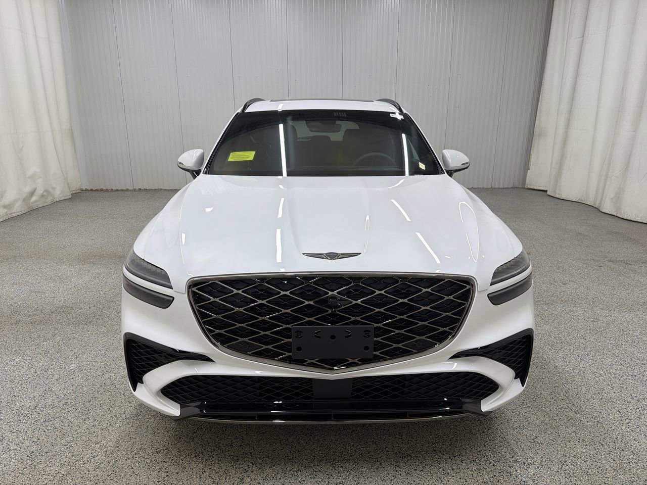 New 2026 Uyuni White Genesis 2.5T SPORT PRESTIGE image 2