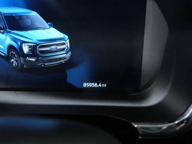 Used 2021 White Ford Lariat image 20