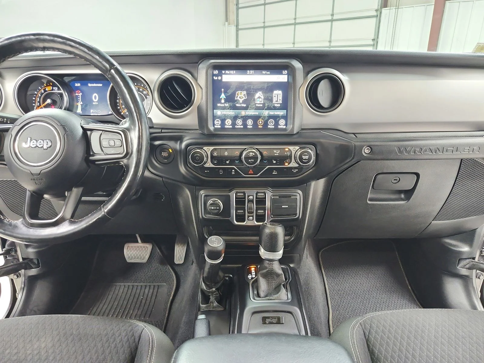 Used 2021 Gray Jeep Unlimited Sport image 25