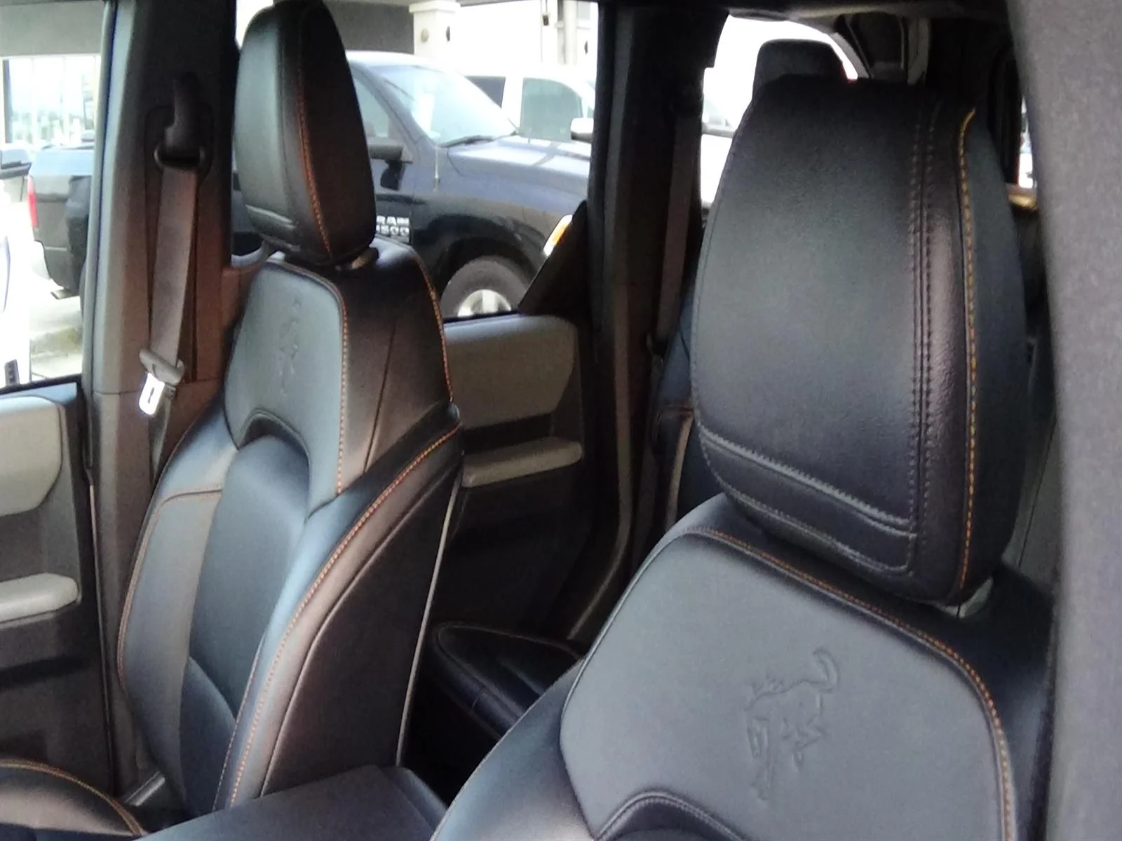 Used 2023 Carbonized Gray (m7) Ford Badlands Advanced image 15