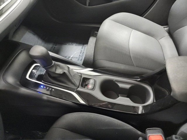 Used 2022 Celestite Toyota LE image 29