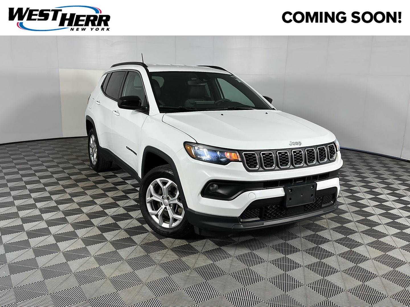 Used 2024 Bright White Clearcoat Jeep Latitude image 1