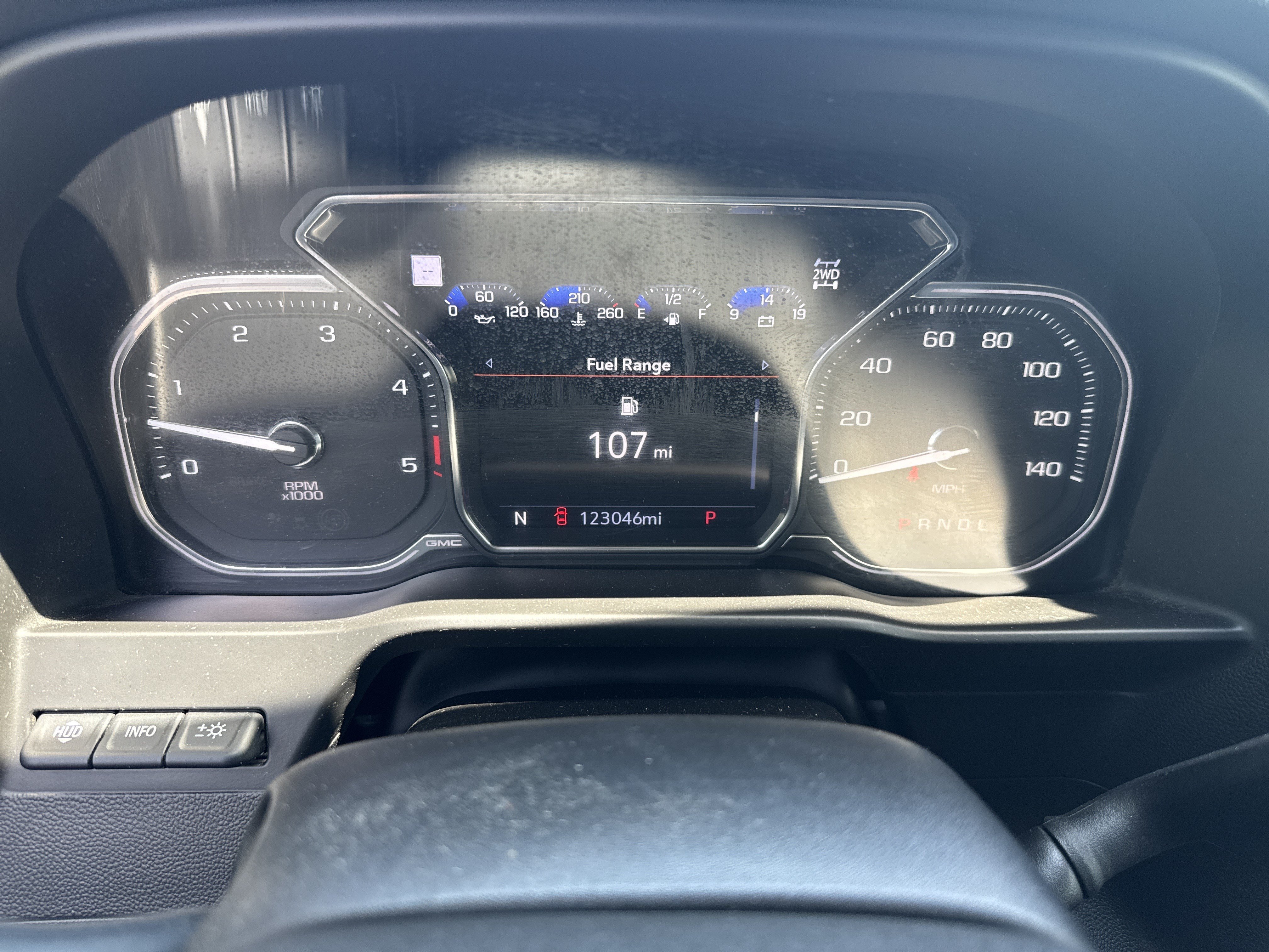 Used 2021 WHITE FROST TRICOAT GMC Denali image 15