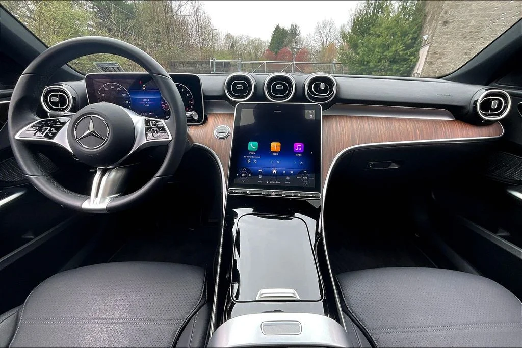 2025 Mercedes-Benz C-Class Sedan C 300 - Photo 15