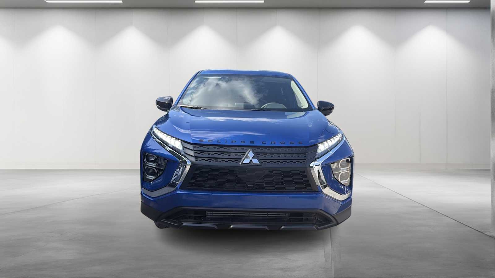 New 2026 Lightning Blue Metallic Mitsubishi LE 1.5T S-AWC image 2
